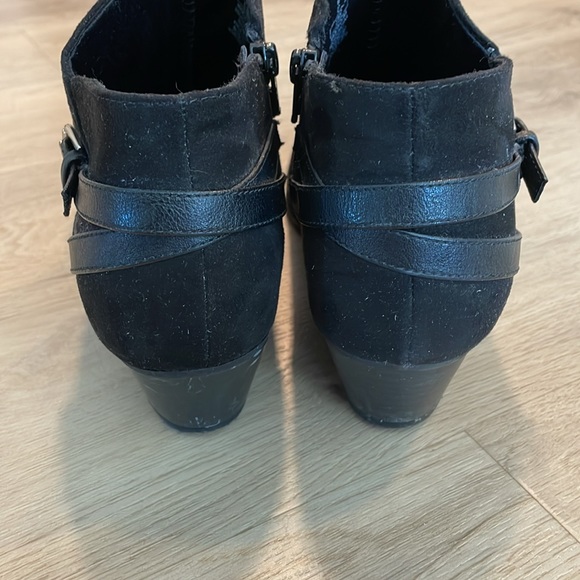 Old Navy Suede Buckle Booties (10) - Picture 5 of 6